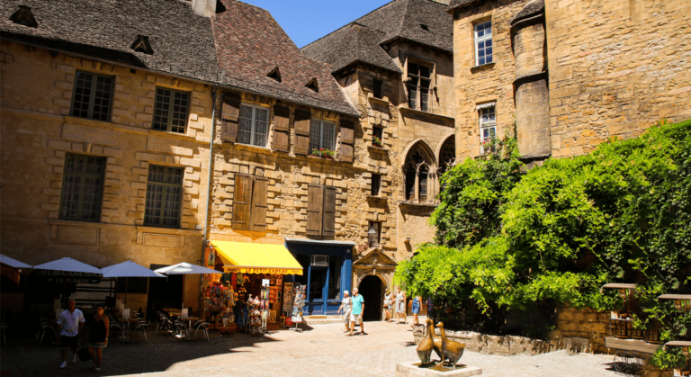 Sarlat im Périgord Geschichte, Kultur & Genuss Unsere Tipps!