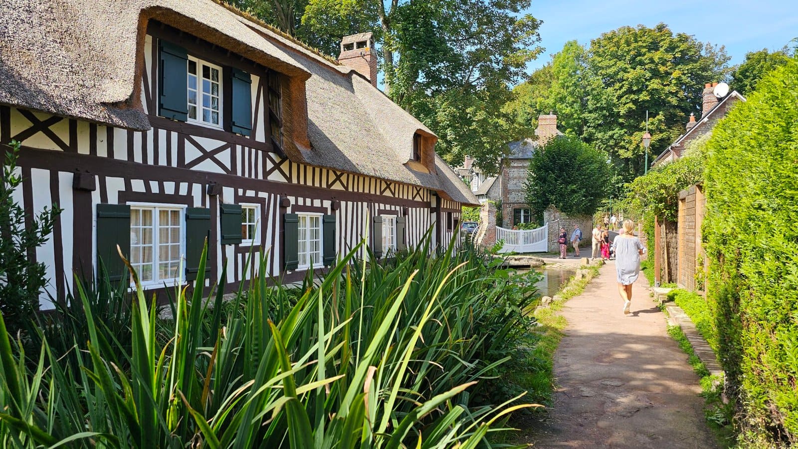 Fachwerkhäuser in Veules-les-Roses in der Normandie